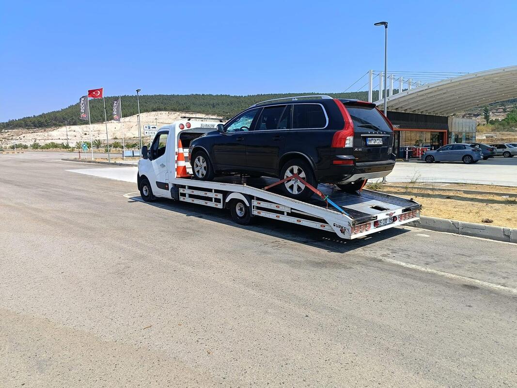 Konak gece BMW taşıma